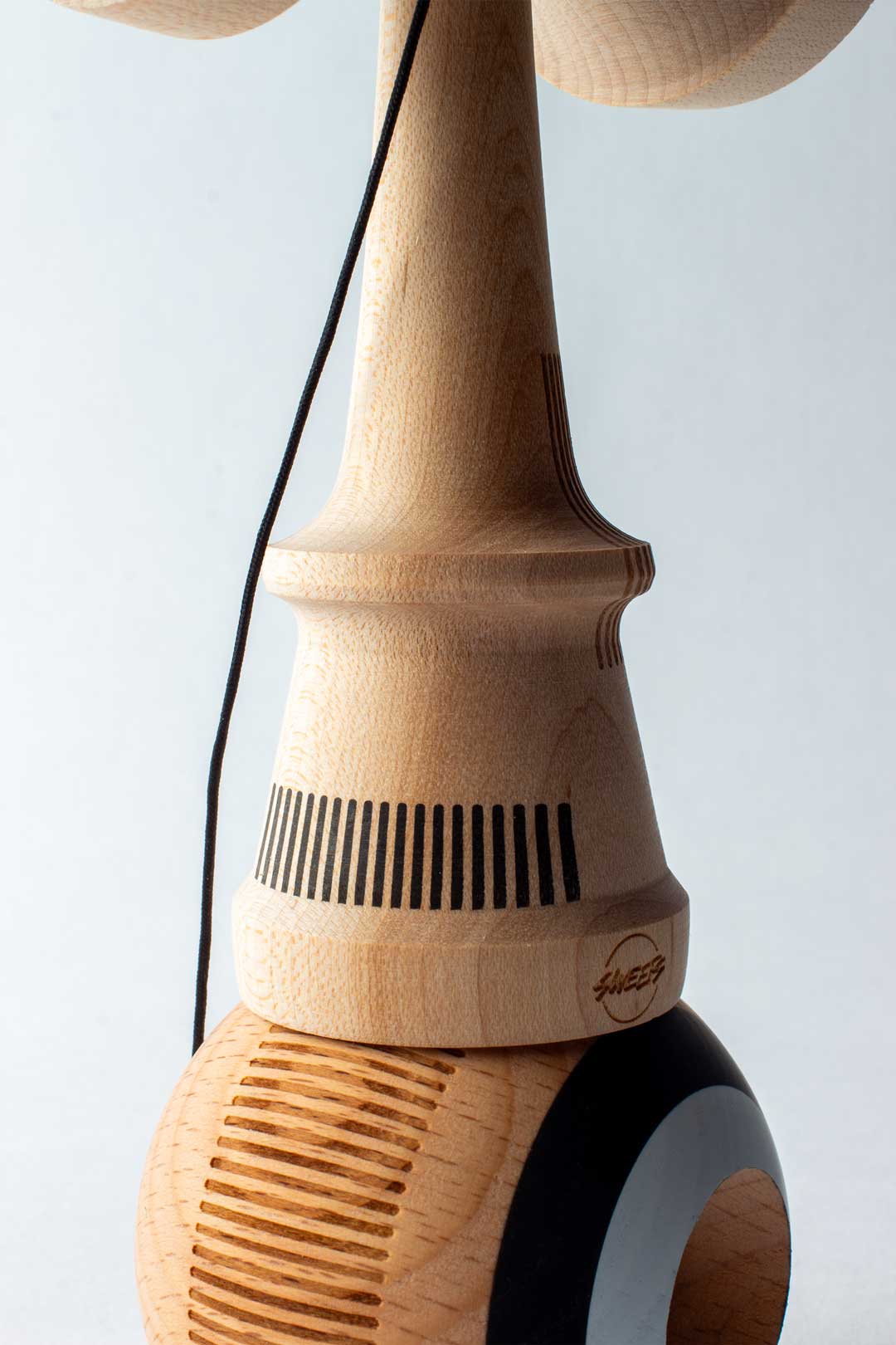 BROKEN BONES - NATURAL - BLACK