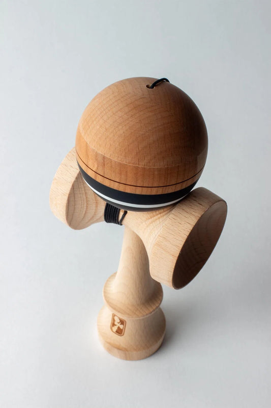 SWEETS LEAGUE CLASSIC - BLACK - TURBO SHAPE